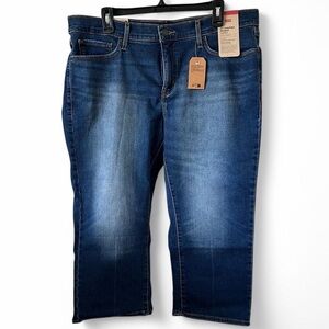 NEW WITH TAGS! Levi’s - Women’s Jeans - Dark Wash - Size 18